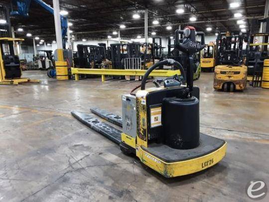 2017 Hyster B80ZHD Electric Forklift - 123Forklift