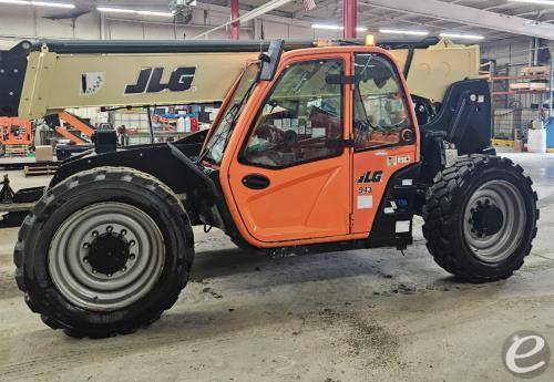 2016 JLG 943