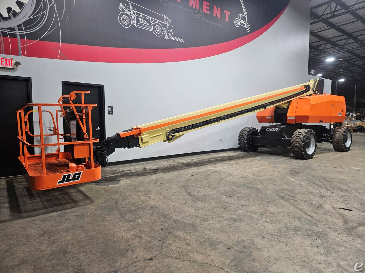 2015 JLG 800S