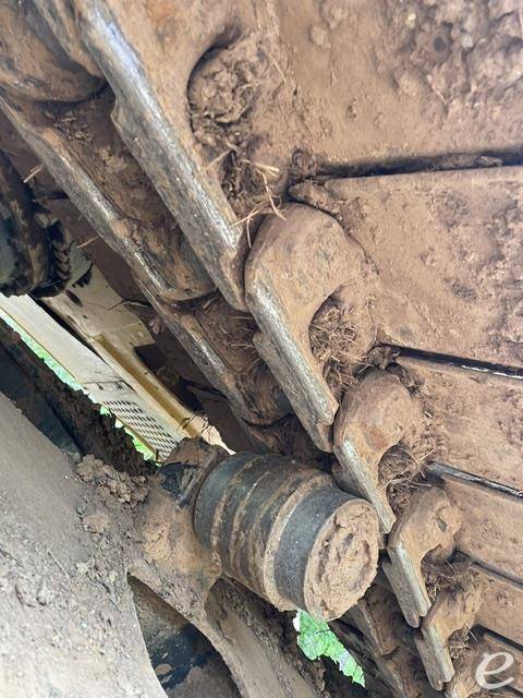 2015 John Deere 210G LC