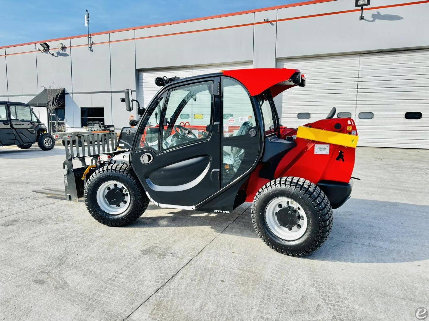 2025 Manitou MTA519