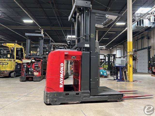 2017 Raymond 520OPC30T Electric Order Picker - 123Forklift