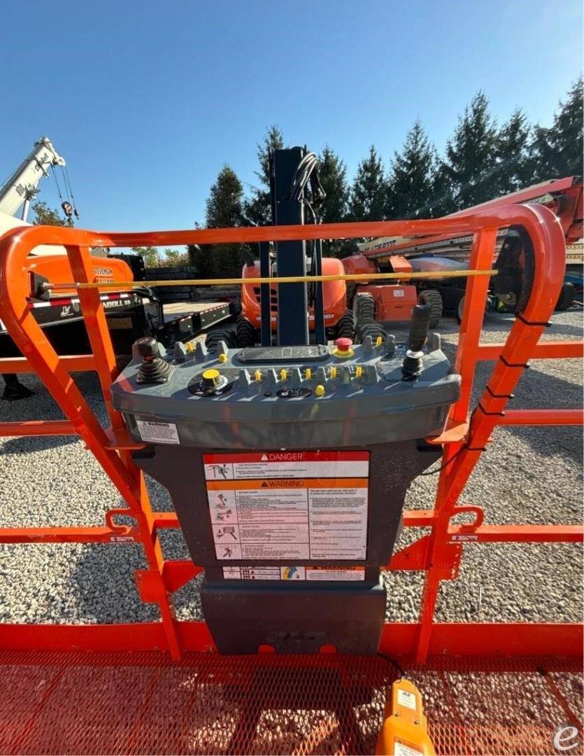2024 JLG 600AJ HC3