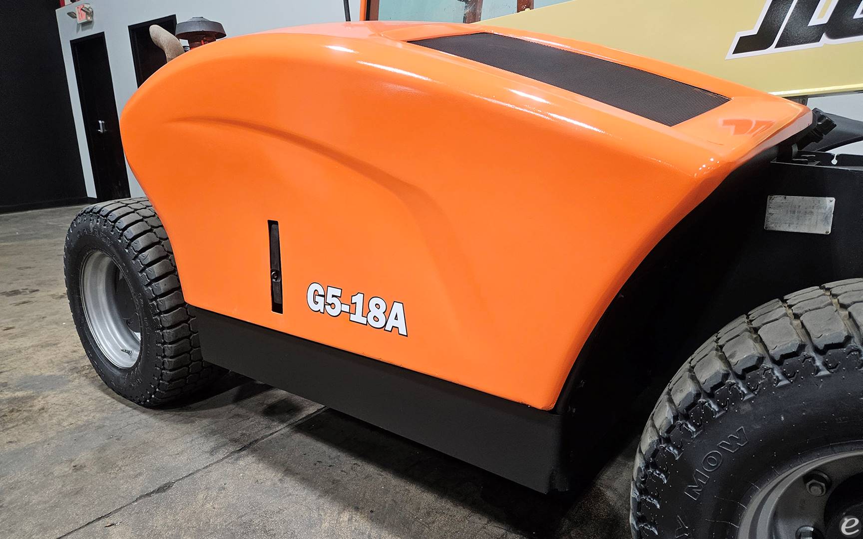 2017 JLG G5-18A