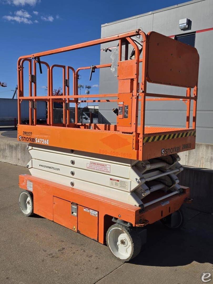 2018 Snorkel S4726E Electric Scissor Lift - 123Forklift