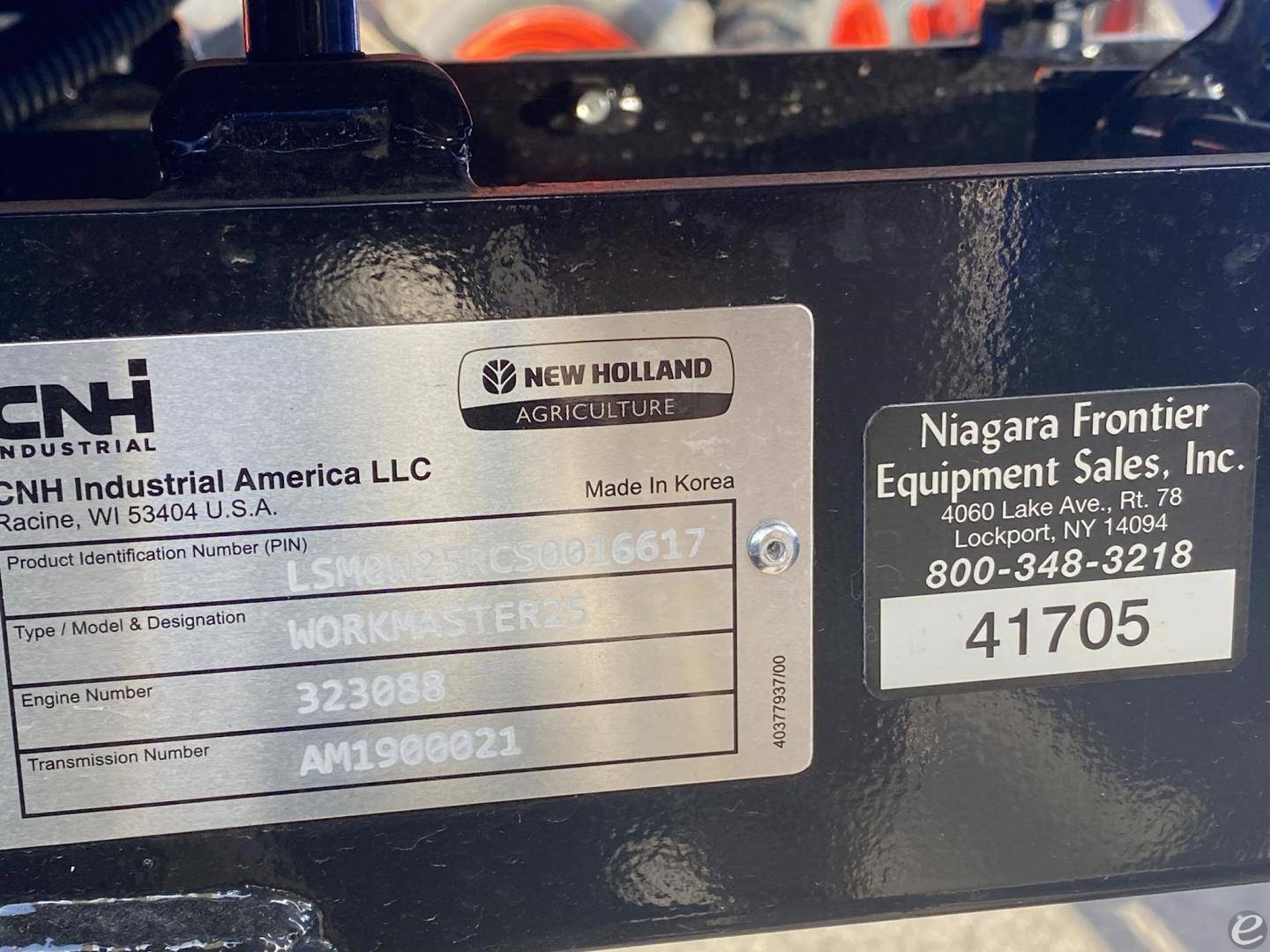 2025 New Holland WORKMASTER 25