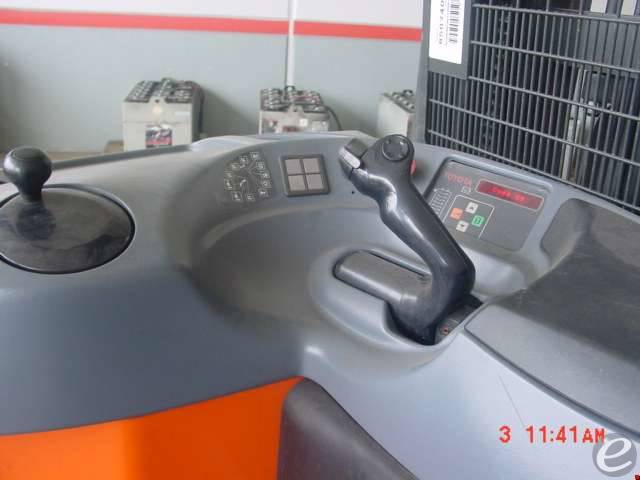 2010 Toyota 7BDRU15