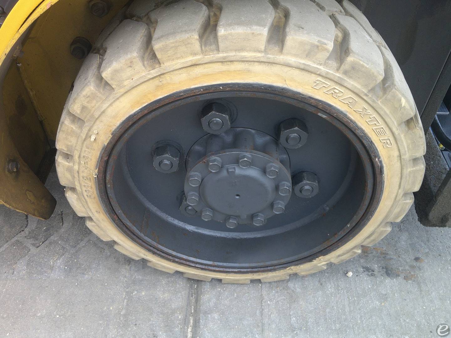 2006 Cat C6000