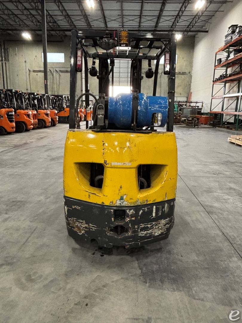 2017 Komatsu FG25ST-16