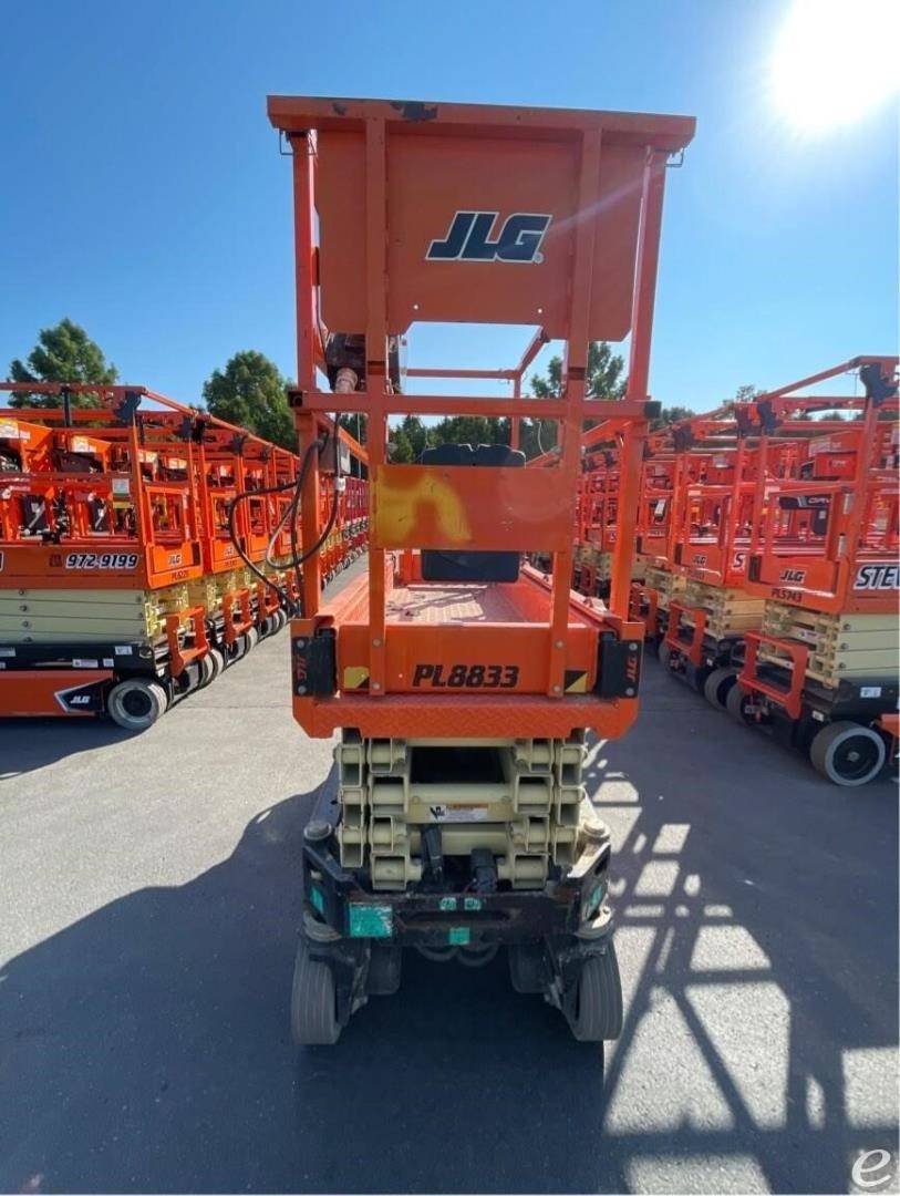 2021 JLG R1932i