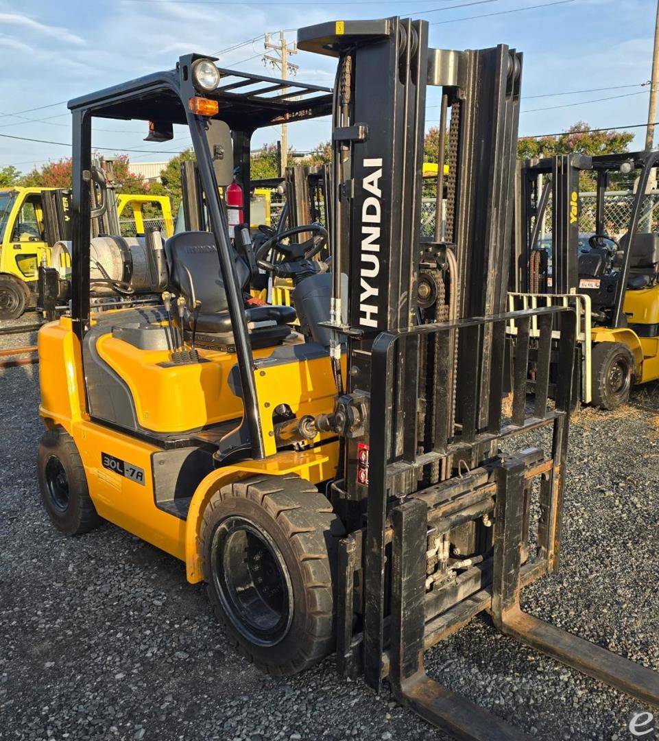 2021 Hyundai 30L-7A