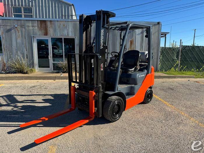 2017 Toyota 8FGU18 LP Gas Forklift