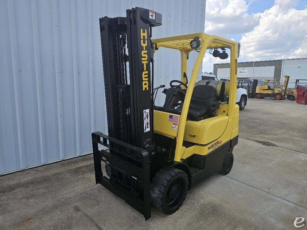 2016 Hyster S60FT LP Gas Forklift