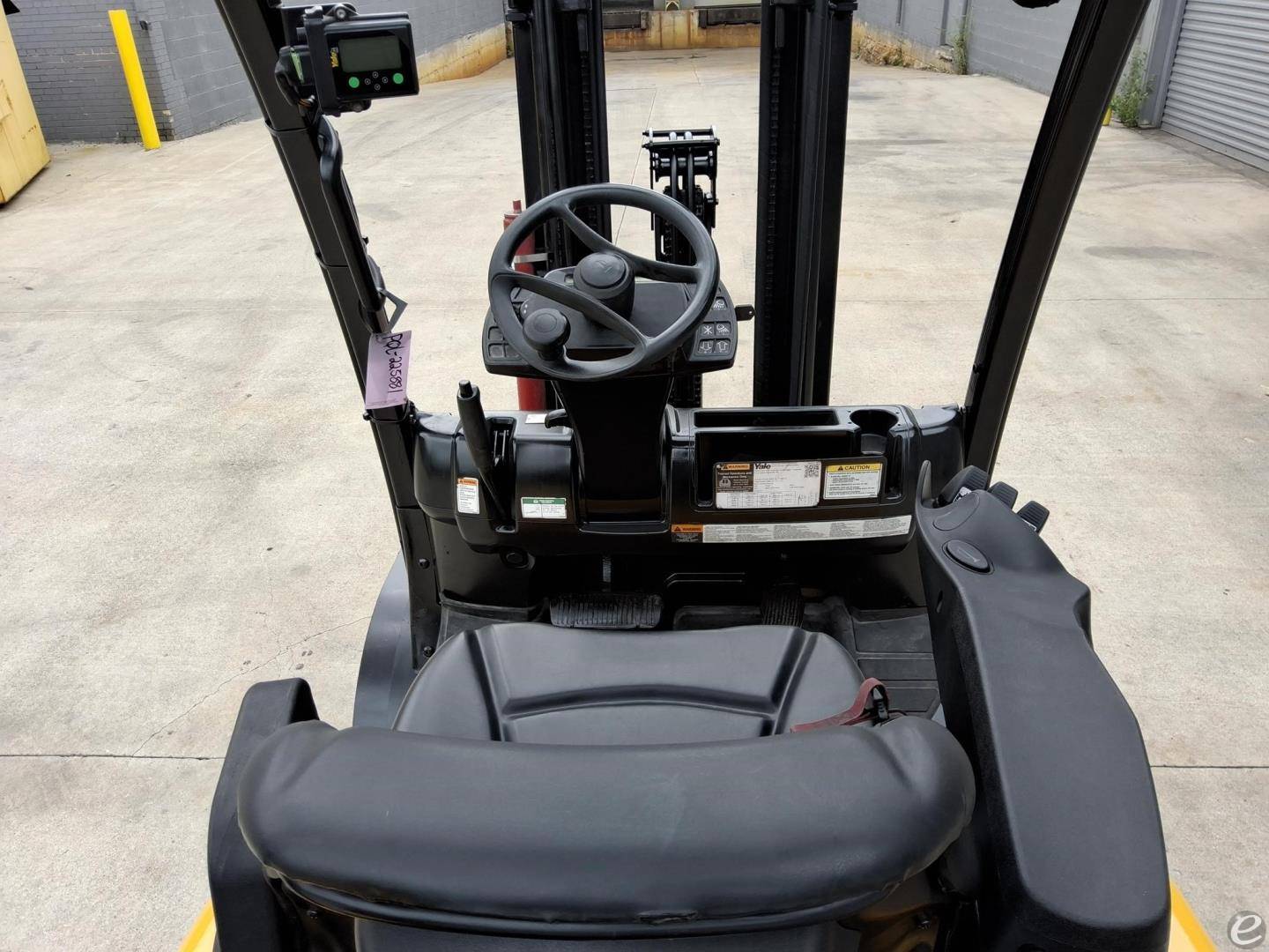 2019 Yale GLP050VX