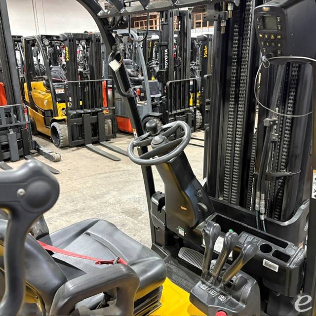 2022 Yale ERP040VT