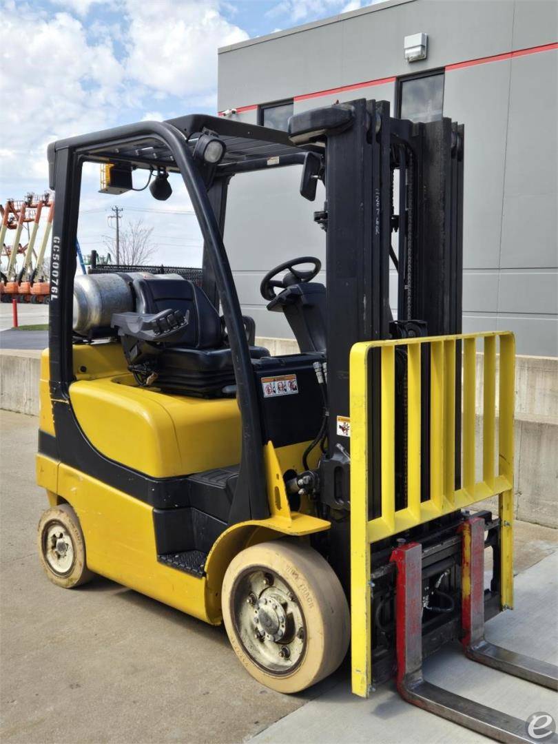 2013 Yale GLC050VX LP Gas Forklift - 123Forklift
