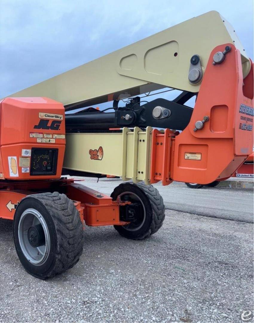 2017 JLG 1500AJP