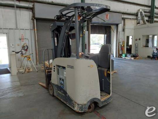 2024 Crown RC5745-40