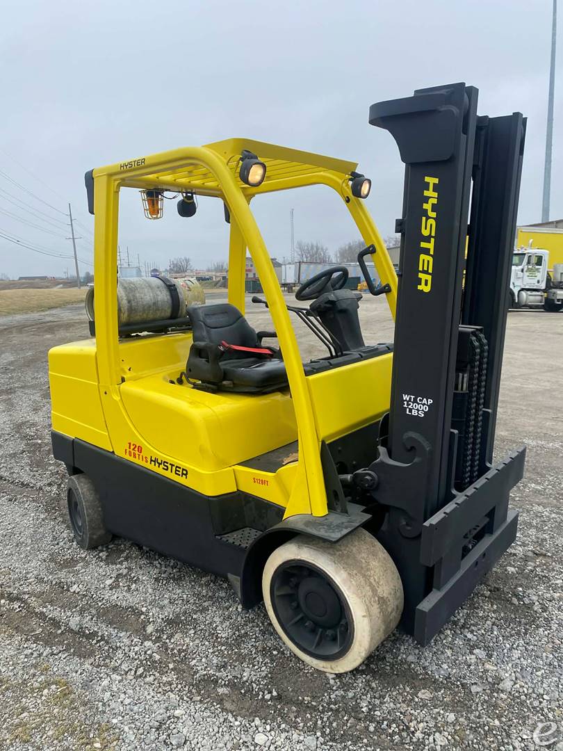 2011 Hyster S120FT