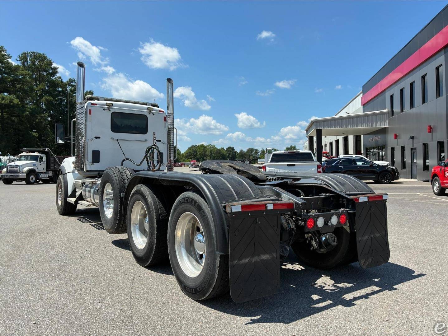 2020 Kenworth T880