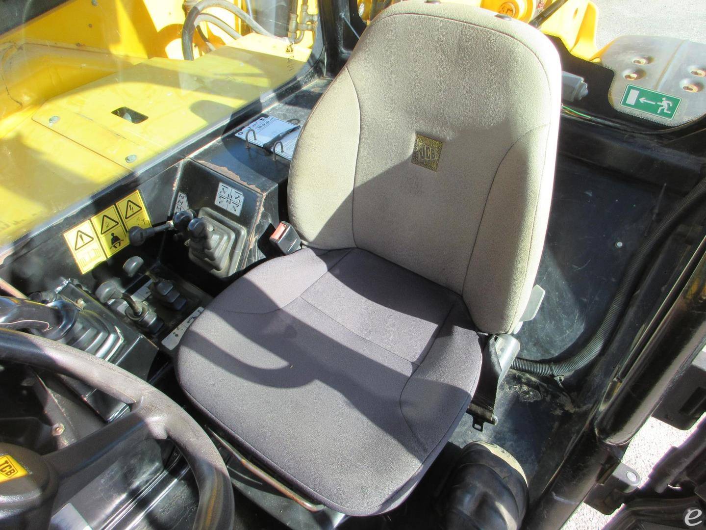 2015 JCB 510-56