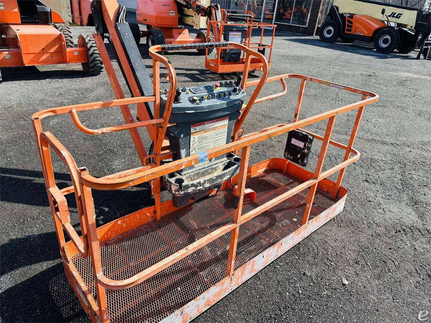 2016 JLG 660SJ