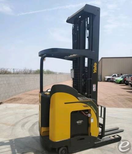 2014 Yale NR045EB Electric Reach Truck - 123Forklift