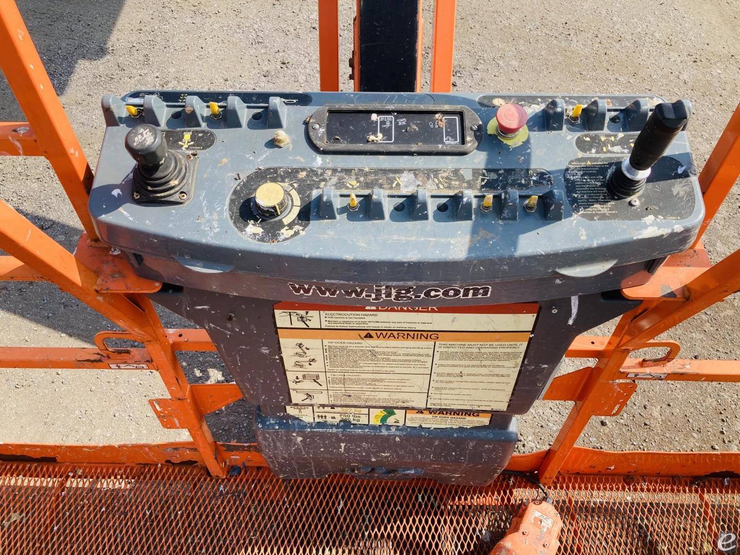2015 JLG 860SJ