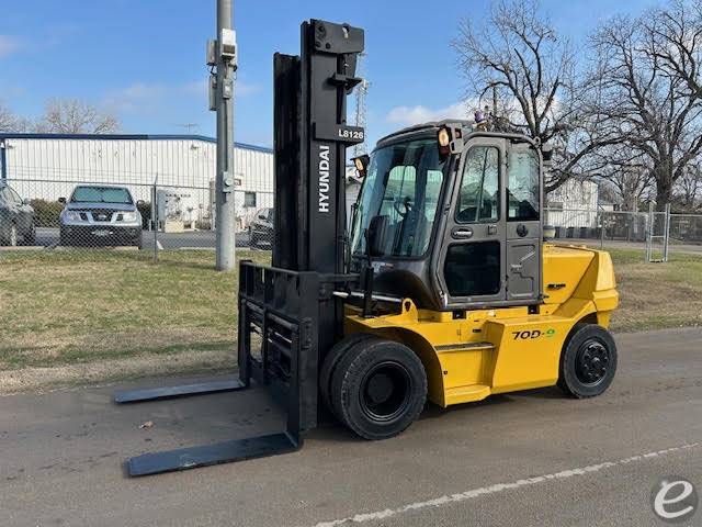 2019 Hyundai 70D-9