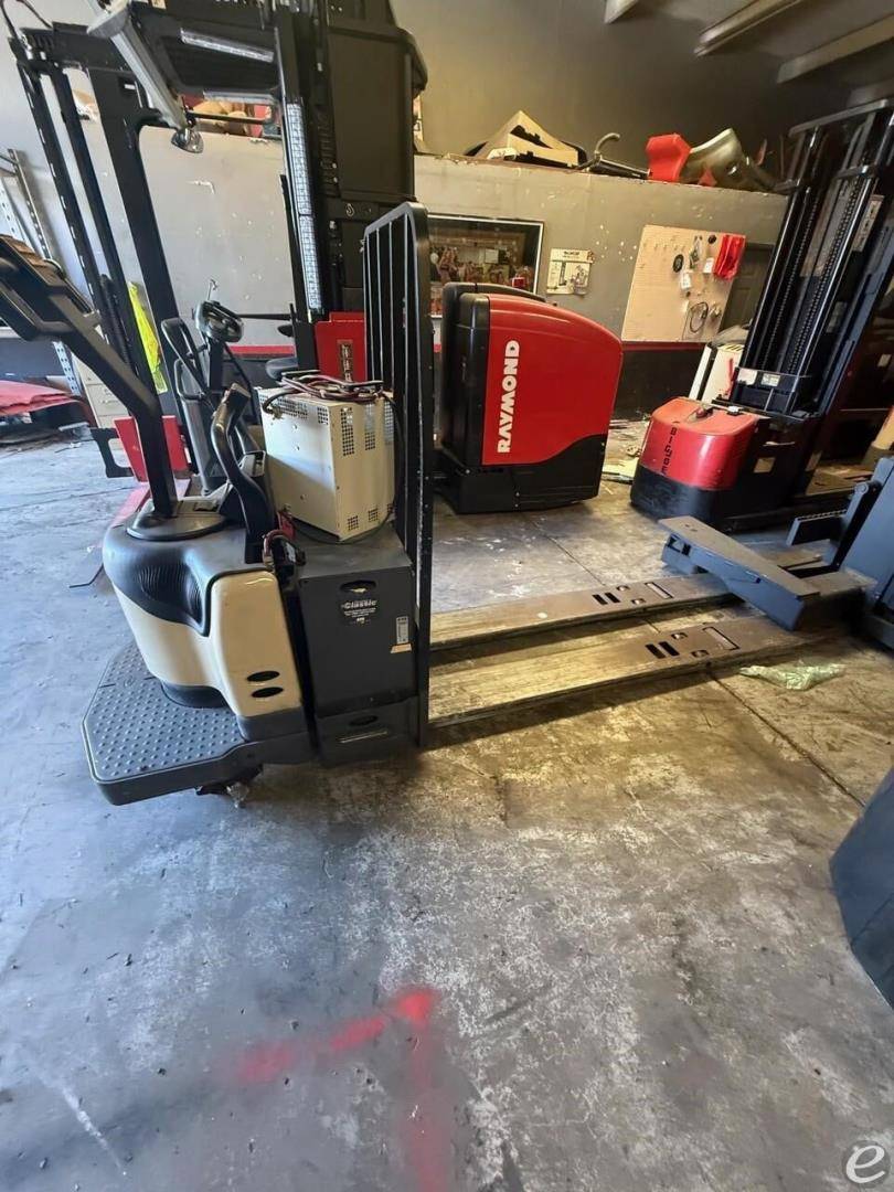 2014 Crown PE4500-60