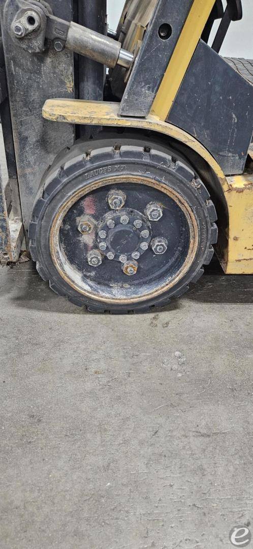 2001 Cat GC30K