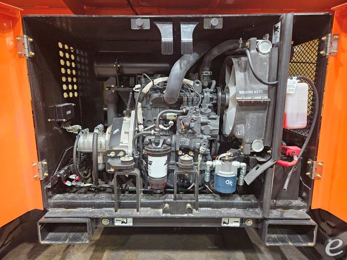 2025 JLG RT2669