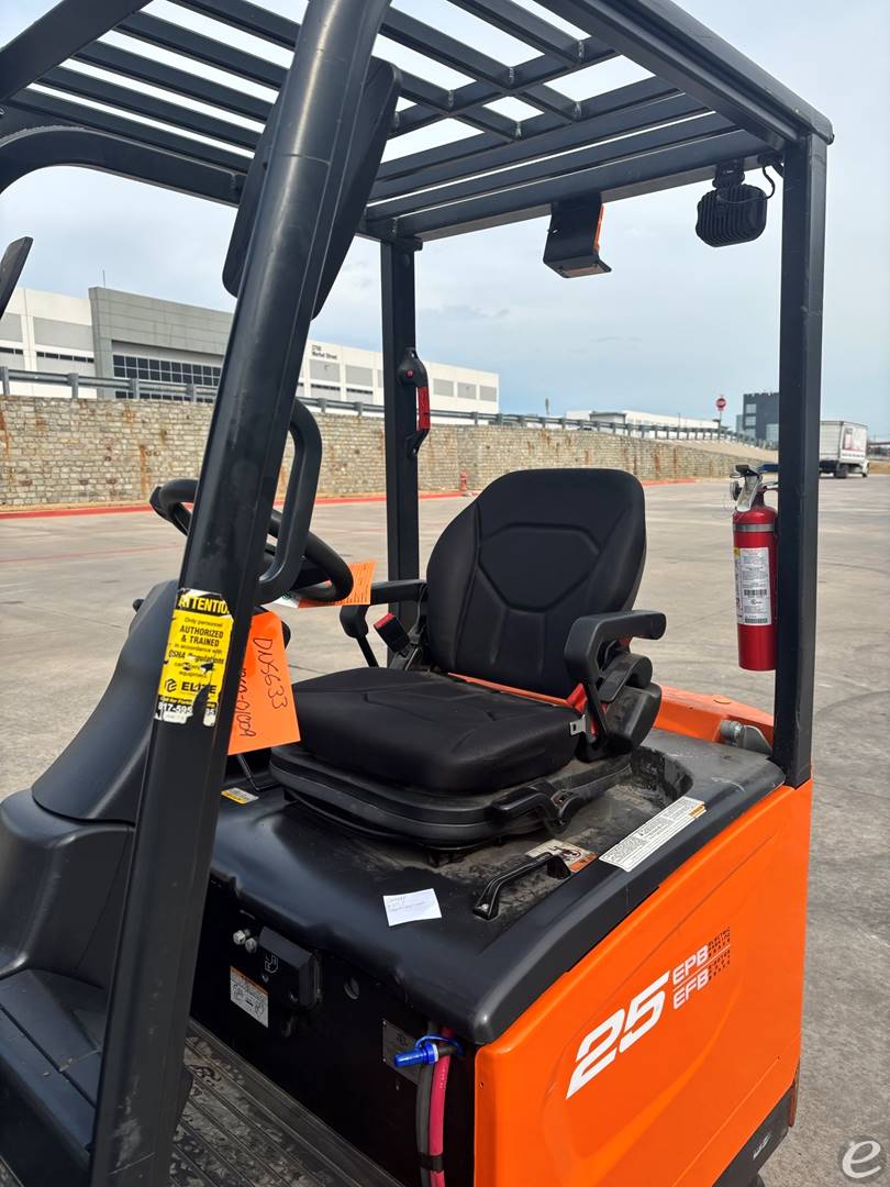 2022 Doosan BC25S-7