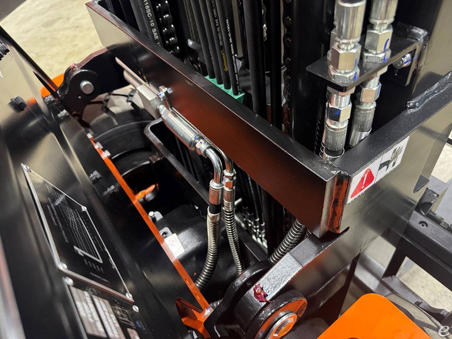 2026 Viper Lift Trucks FY25F