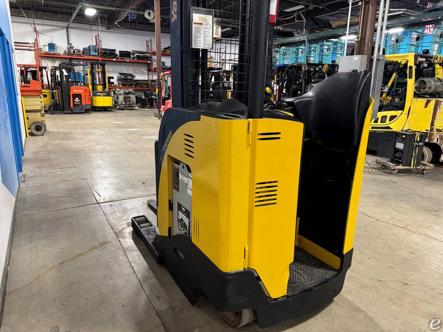 2019 Yale NR045EB