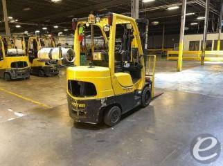  Crown RC3020-30 Electric Forklift - 123Forklift