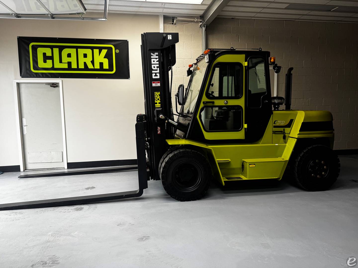 2025 Clark C70D