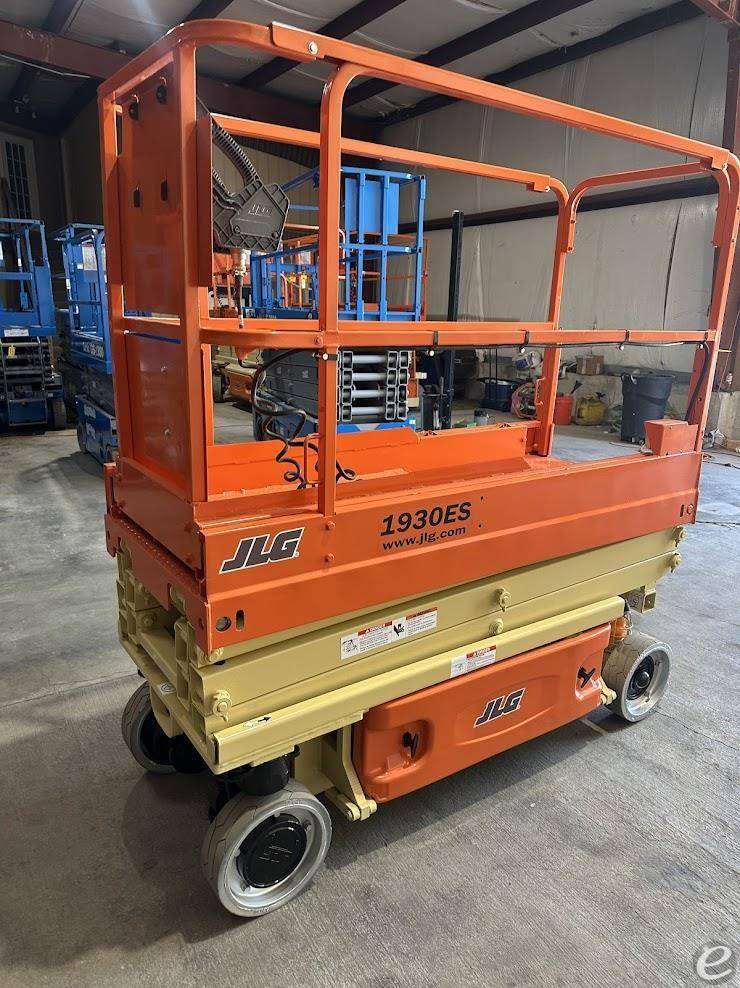 2016 JLG 1930ES