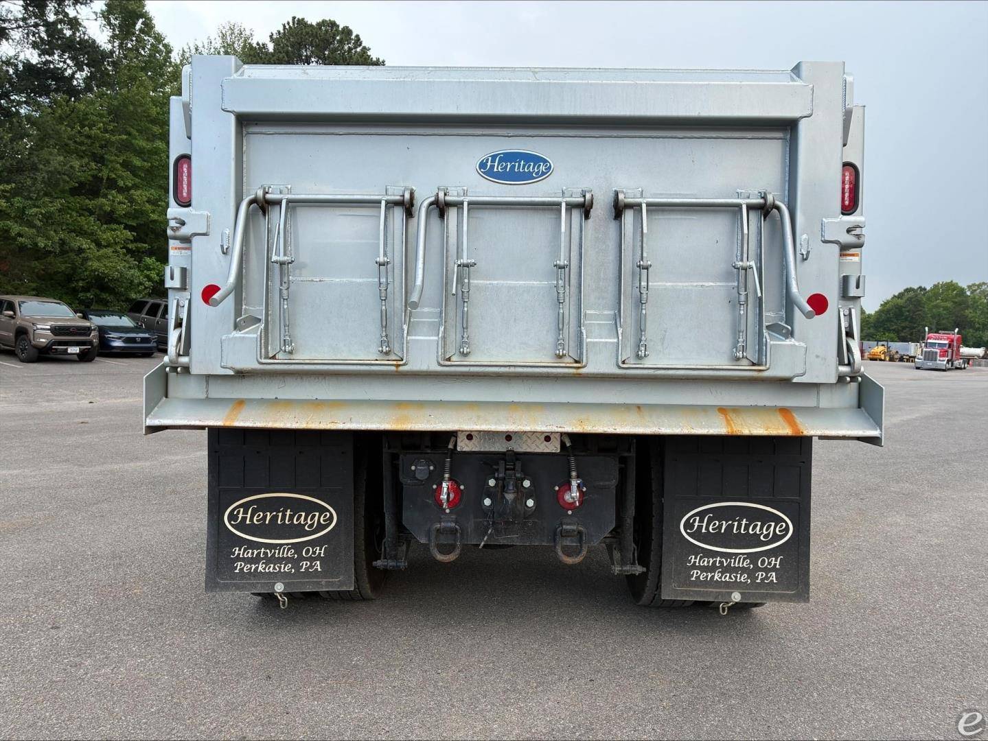2025 Kenworth T380