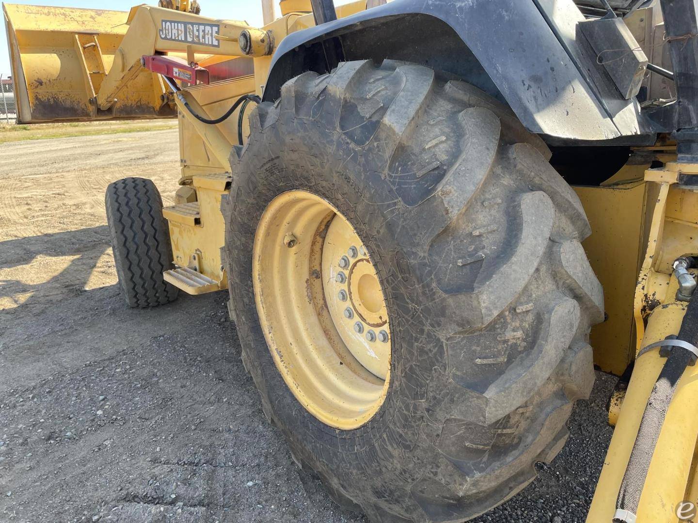 2002 John Deere 710D