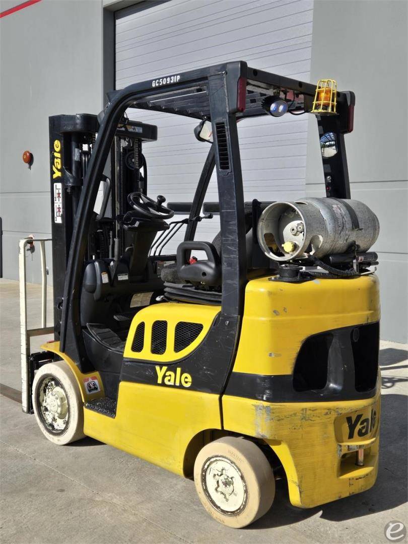 2016 Yale GLC050VX Cushion Tire Forklift - 123Forklift