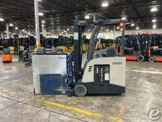 2023 Crown RC5735-35