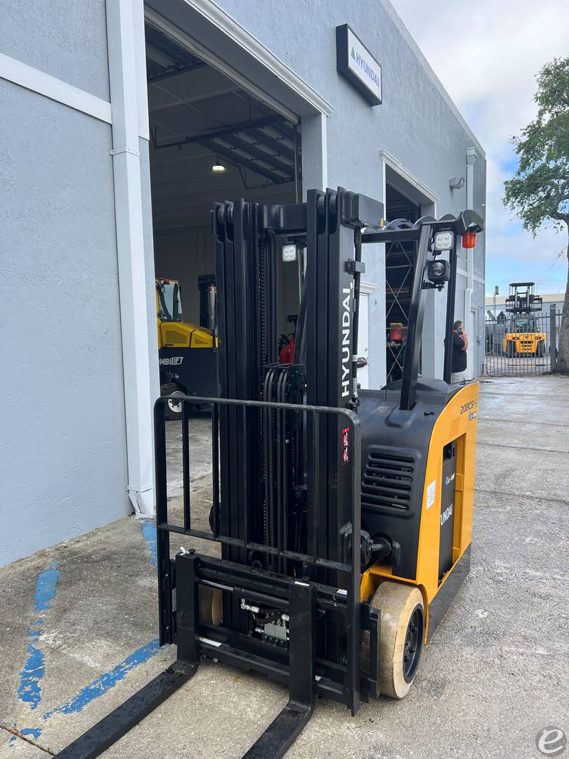 2026 Hyundai 20BCS-9UL