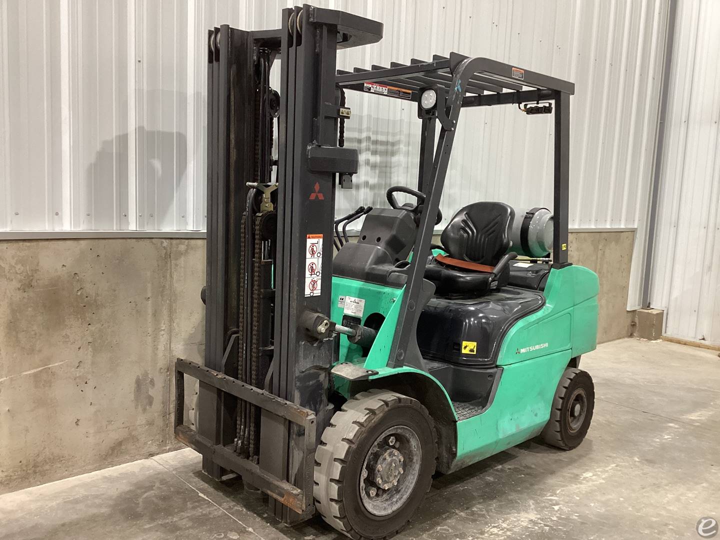 2021 Mitsubishi FG25N