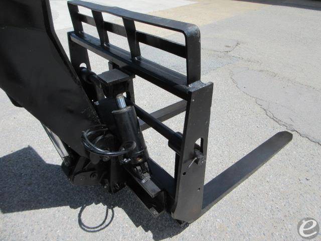 2015 JLG G12-55A