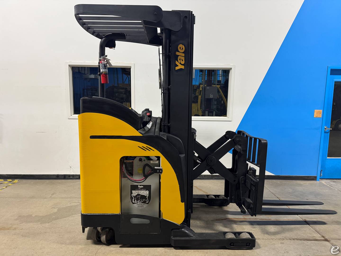 2019 Yale NR045EB