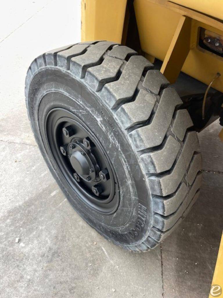 2007 Cat DP70