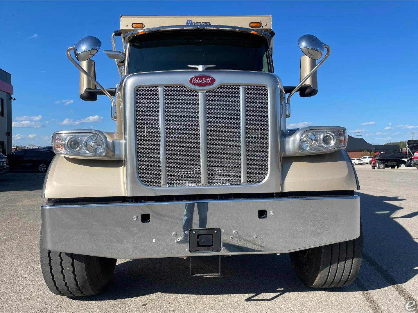 2024 Peterbilt 567