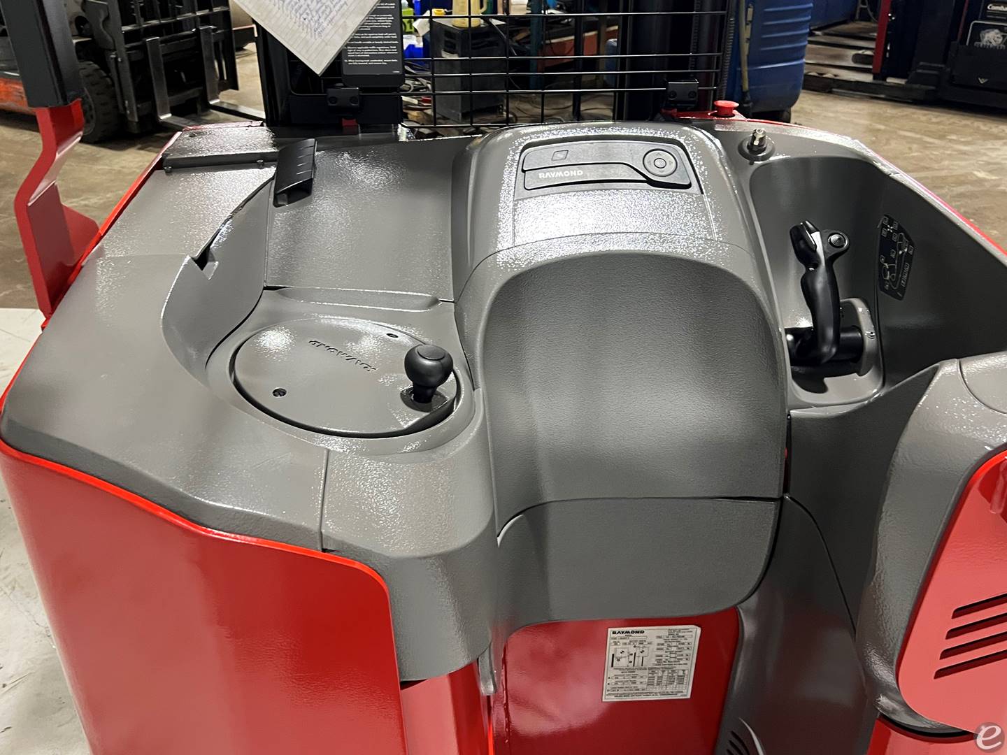2019 Raymond 750 R45TT