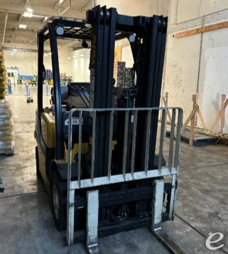 2021 Yale GLP050VXNEAE084